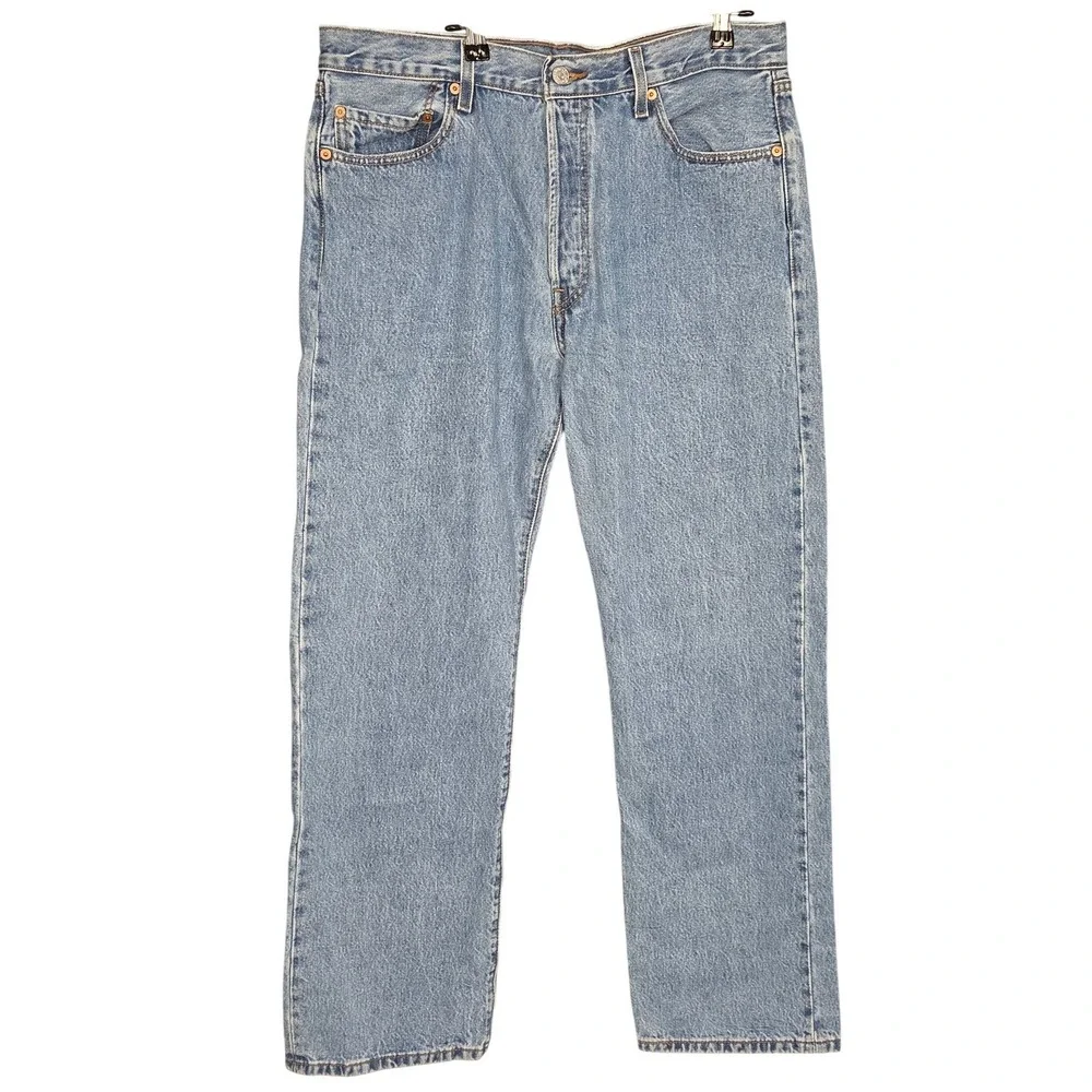 Levis 501 Jeans Mens 36x32 Light Wash Blue Straight Leg Button Fly Y2K 333M
